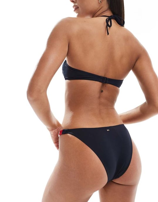 Tommy Hilfiger upphöjd kaxig stringbikini-bakdel i marinblått - Image 3