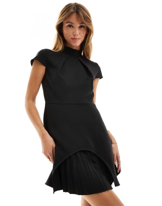 Knyckad ärm mini klänning i svart från Closet London - Image 3