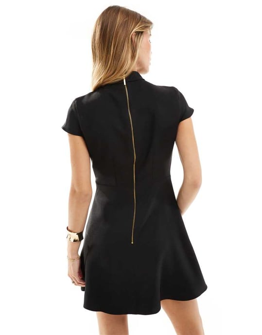 Knyckad ärm mini klänning i svart från Closet London - Image 4