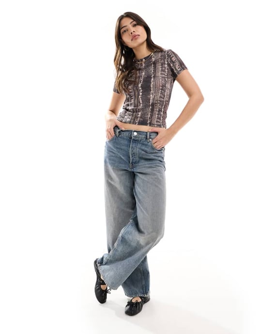 ASOS DESIGN mesh baby t-shirt med grafiskt mönster i brun denimpatchwork - Image 3