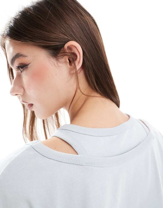 ASOS DESIGN dubbelskiktad oversized t-shirt i grått - Image 4
