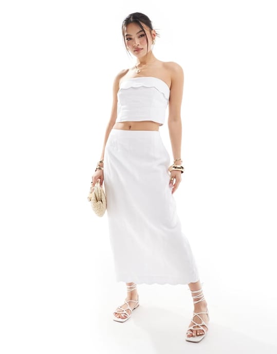 Abercrombie & Fitch matchande linne topp med scallopkanter i vitt - Image 3