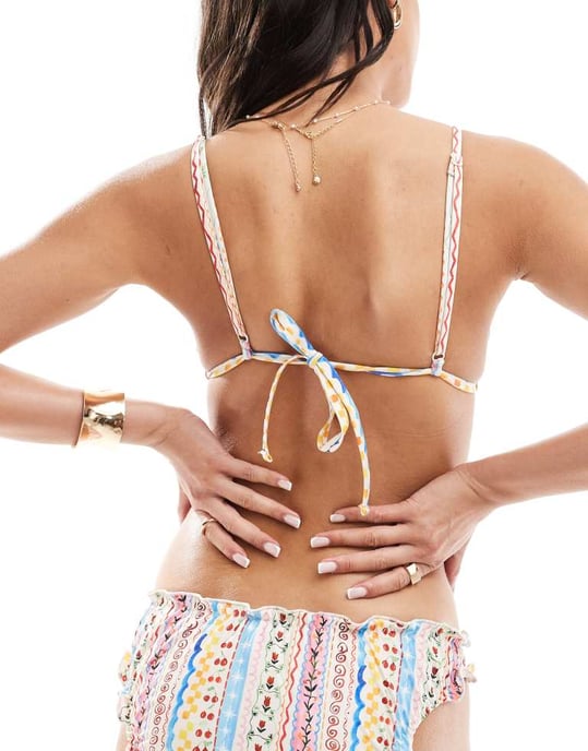 ASOS DESIGN Sophie rynkad triangel-bikinitopp i flerfärgat mönster - Image 3