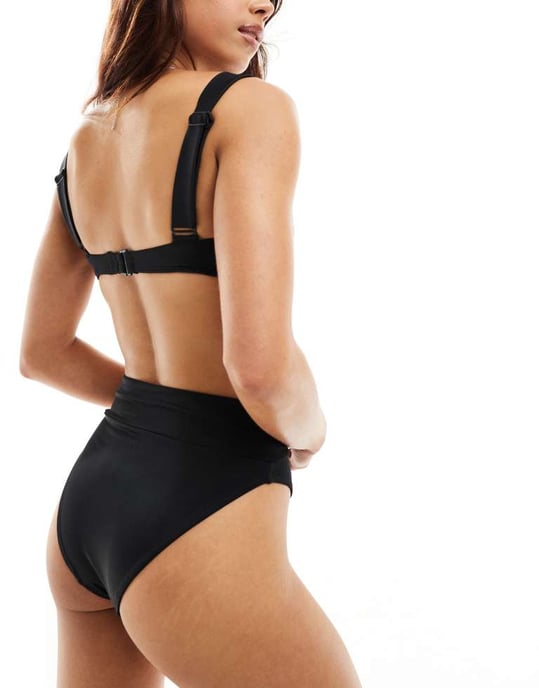 Weekday Zadie trådbikini-bh topp i svart - Image 3