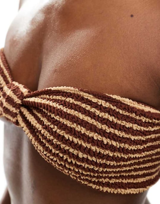 Miss Selfridge veckad rand knytframs bandeau bikiniöverdel i neutral rand - Image 3