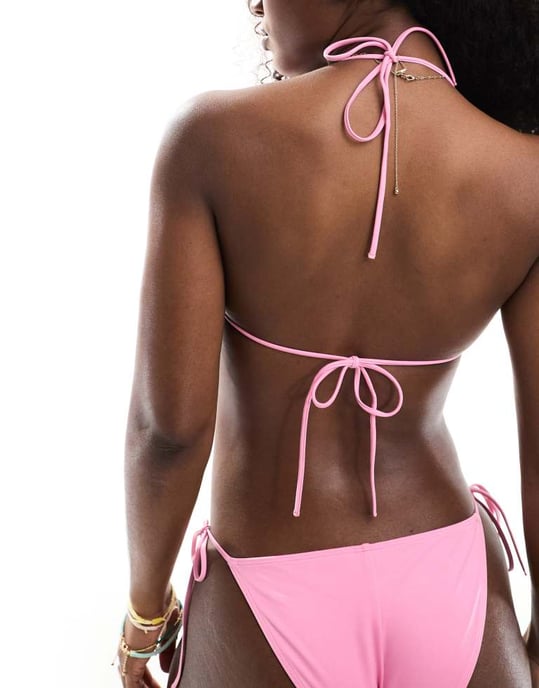 Monki co-ord triangeltopp med rosplacering i rosa - Image 4