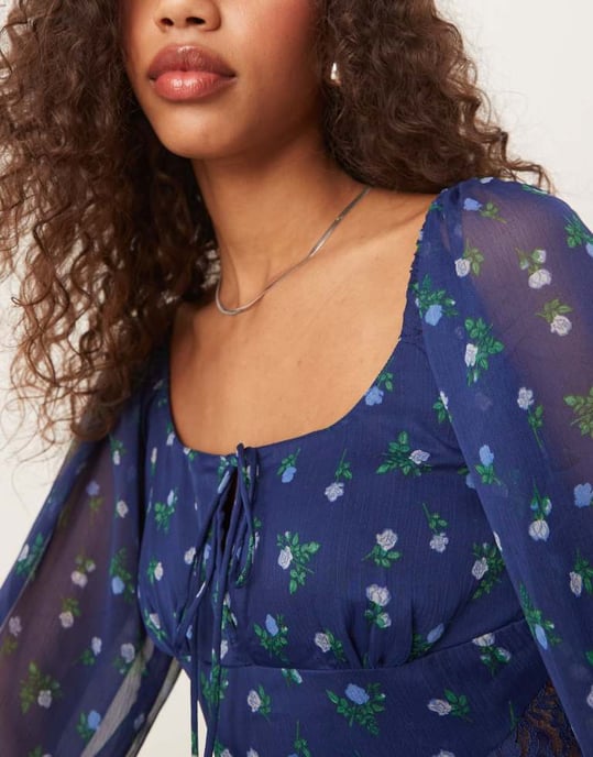 ASOS DESIGN långärmad midi-klänning med knytframsida och spetsinsatser i vacker ditsyblommig mönster - Image 3
