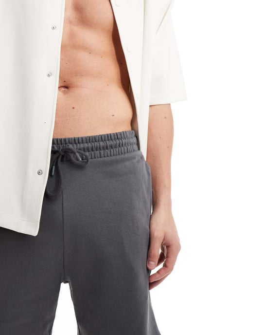 ASOS DESIGN slim shorts i kolgrå - Image 3