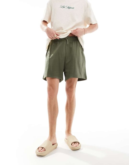 ASOS DESIGN oversized shorts i grön - Image 2