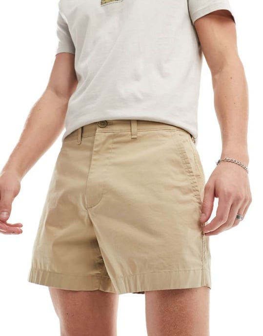 Abercrombie & Fitch 5 tum bruna chinoshorts med rak front - Image 1