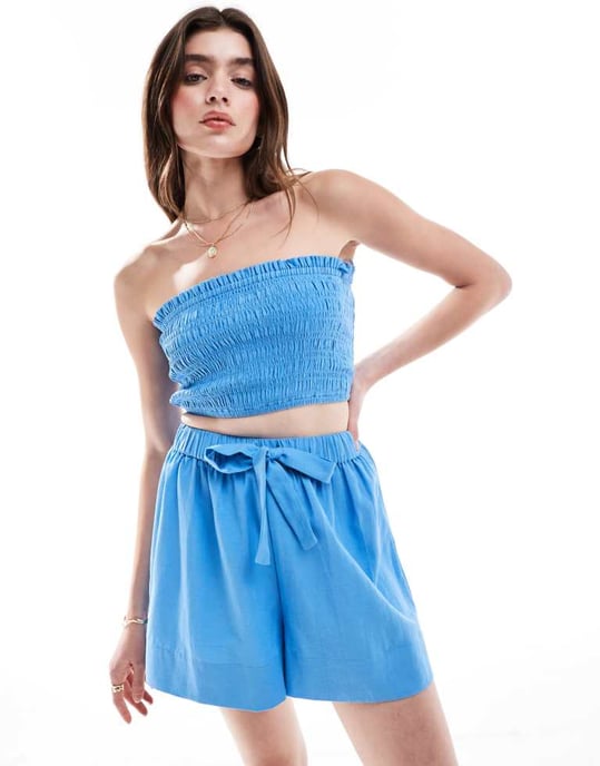 ASOS DESIGN Isabel mix & match linne-look strandshorts i blått - Image 4