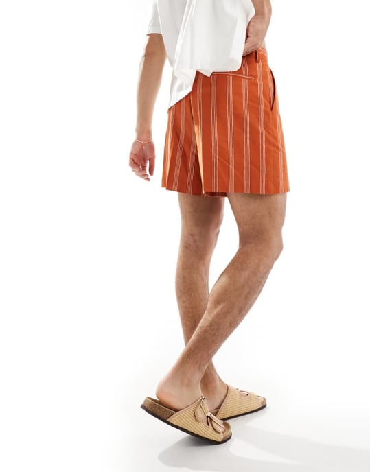 ASOS DESIGN smart linneblandning randiga korta bermudashorts i rost - Image 3