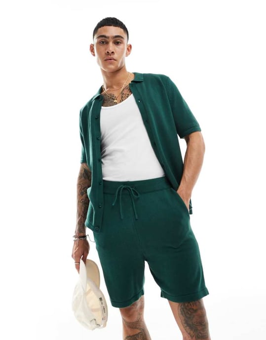 ASOS DESIGN mellanviktsstickade bomullsshorts set i grön - Image 1