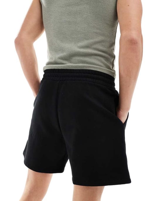 ASOS DESIGN premium tungvikt oversized shorts i svart - Image 4
