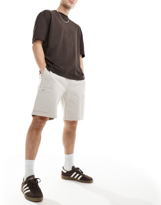 ASOS DESIGN tungvikts cargoshorts i beige - Image 1