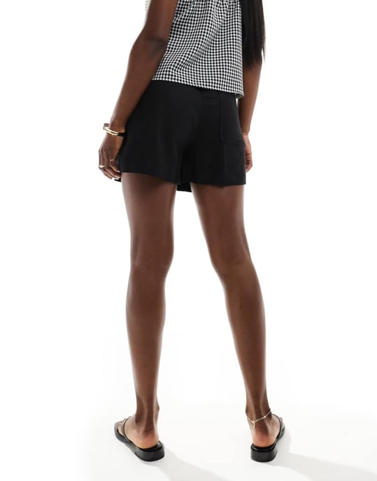 ASOS DESIGN linnefria shorts i svart - Image 3