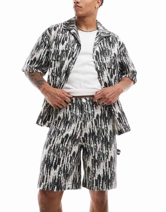 Sjätte juni co-ord abstrakt tryck shorts i multifärgad - Image 3