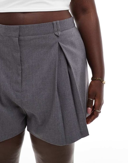 ASOS DESIGN Curve högmidjade skräddarsydda shorts i grått - Image 3