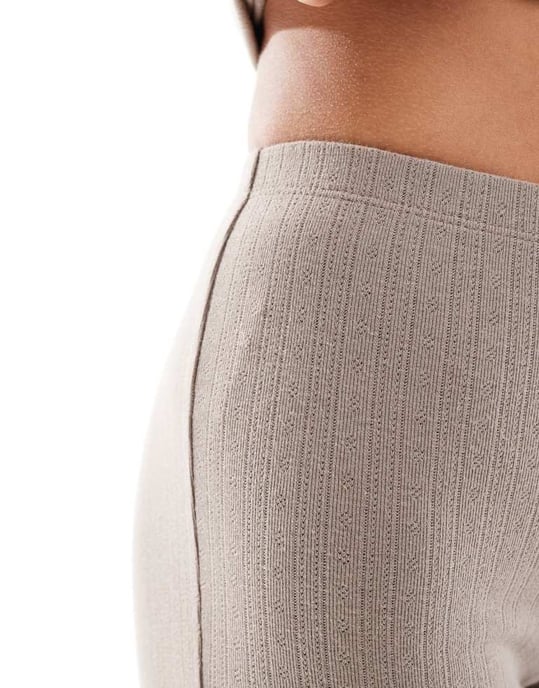 COLLUSION punktstickad booty short set i grått - Image 2