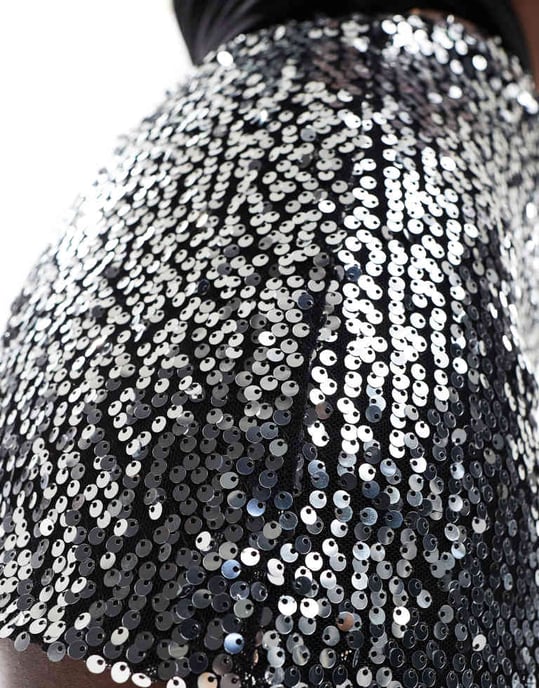 ASOS DESIGN paljettshorts i silver - Image 3