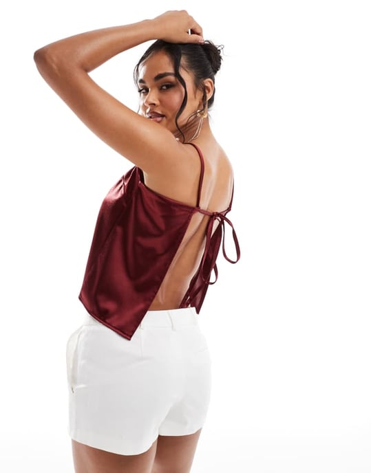 ASOS DESIGN glänsande cami rückenlös topp i vinröd - Image 4