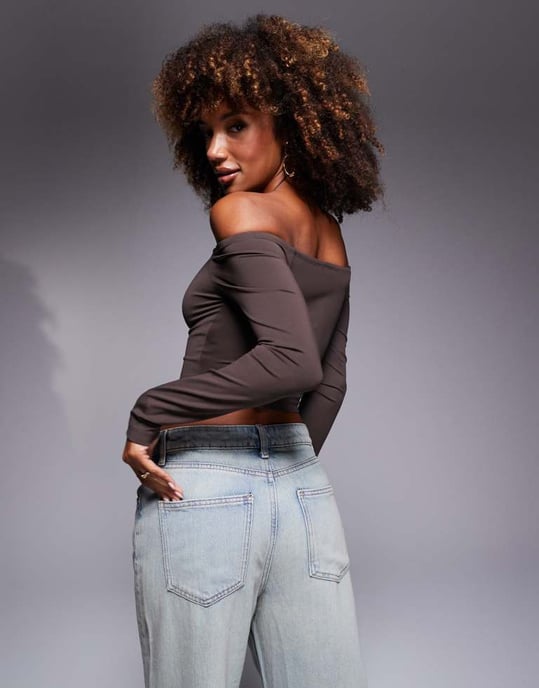 ASOS DESIGN Premium formande bardot-top i choklad - Image 2