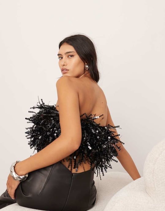 ASOS EDITION paljettfrans bandeau-top i svart - Image 3
