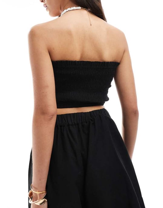 ASOS DESIGN Isabel mixa och matcha linne-look shirred bandeau strandtop i svart - Image 4