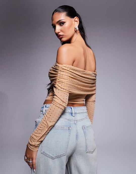 ASOS DESIGN hotfix off-shoulder långärmad topp i sten - Image 4