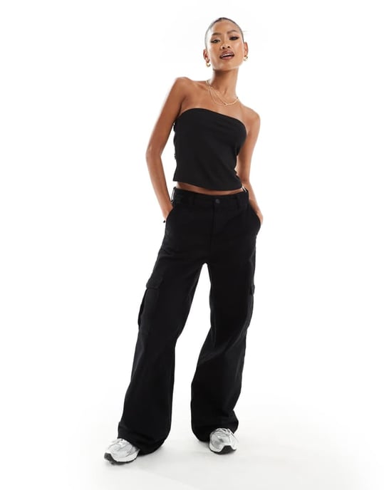 ASOS DESIGN texturerad rygglös bandeau-top i svart - Image 4