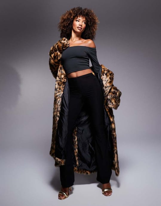 ASOS DESIGN Premium skulpterande bardot-topp i svart - Image 2