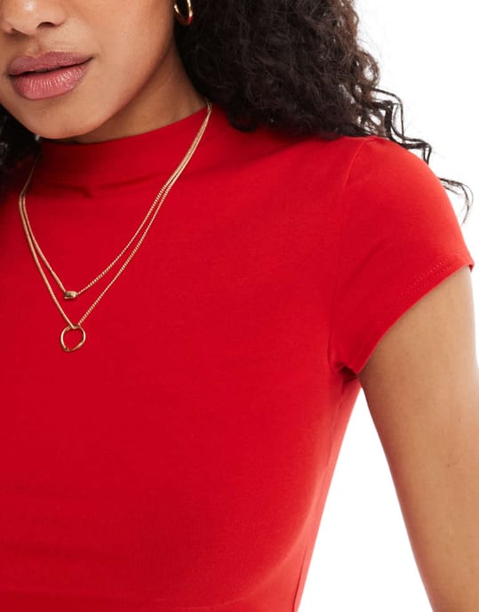 Miss Selfridge kortärmad croppad topp i röd - Image 2