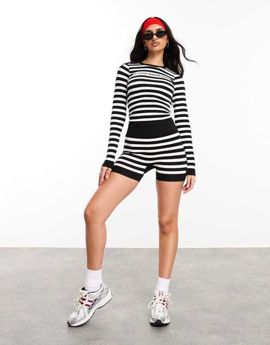 ASOS Weekend Collective co-ord sömlös långärmad topp i monorandig - Image 2