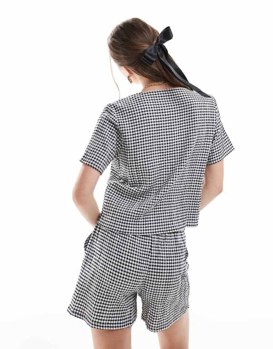 JDY front tie top co-ord in gingham - Image 3