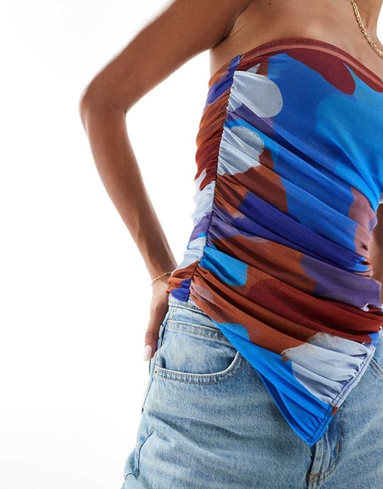 ASOS DESIGN rynkad mesh korsettopp med asymmetrisk fåll i tryck - Image 3