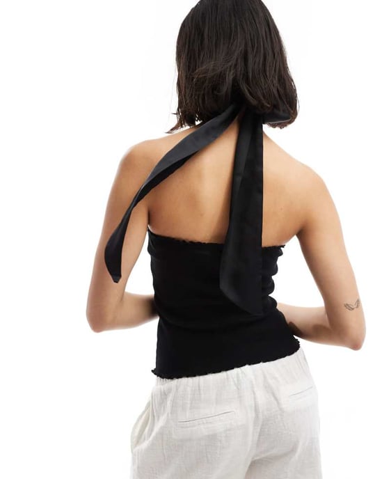 ASOS DESIGN bandeau-topp med salladskant i svart - Image 3