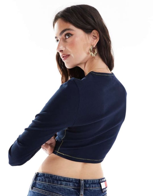 Tommy Jeans henley långärmad tröja i marinblå - Image 4