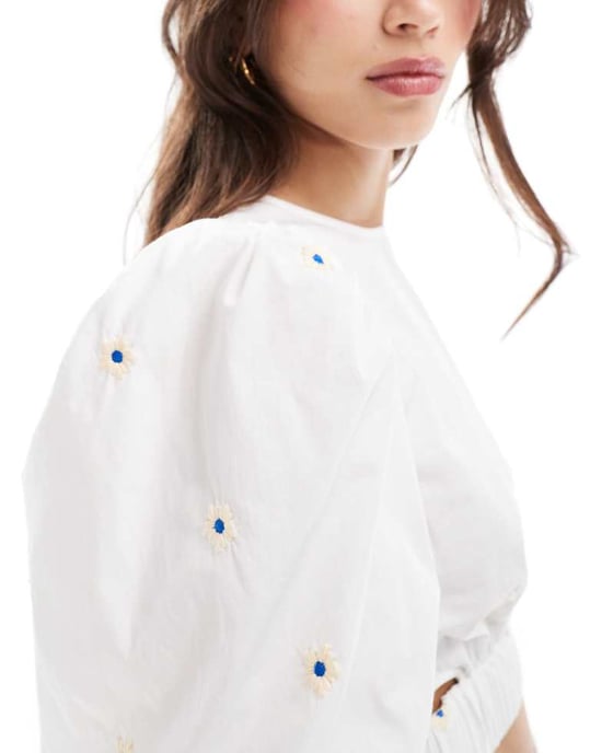 ASOS DESIGN broderad puffärm co-ord i blommönster - Image 4