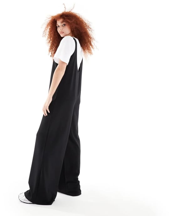 ASOS DESIGN 2 i 1 snickarbyxor med vida ben i svart - Image 2