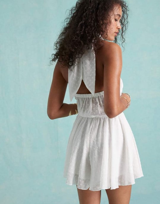 Miss Selfridge stranddobber chiffong jumpsuit med knytning i krämfärg - Image 3