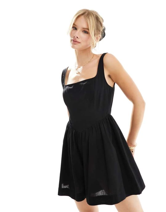 ASOS DESIGN rutig hals korsett jumpsuit i svart - Image 4