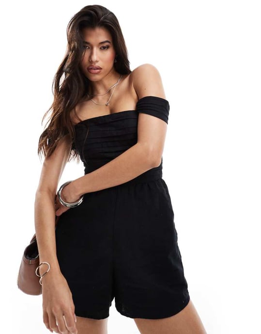 Abercrombie & Fitch linneblandning off-the-shoulder jumpsuit i svart - Image 4