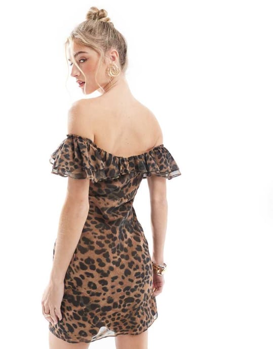 ASOS DESIGN frill bardot snittad mini klänning i leopardmönster - Image 4