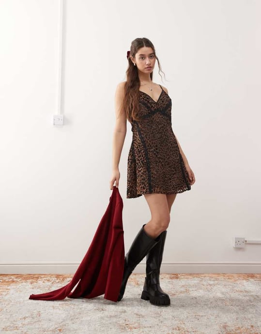 Miss Selfridge devore spetsinsats cami miniklänning i leopard - Image 2