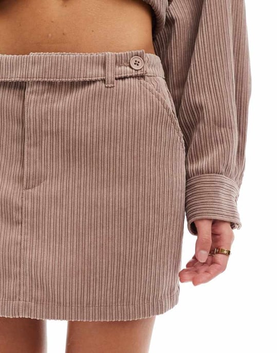ASOS DESIGN kordbälte mikro minikjol i mink - Image 4