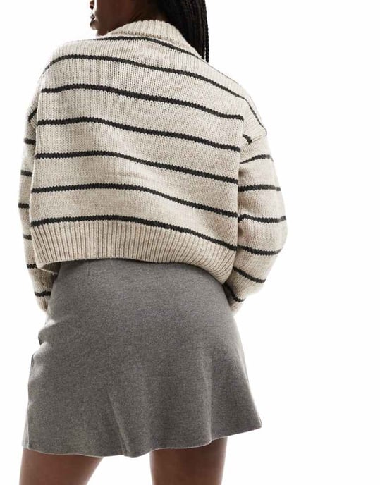 ASOS DESIGN supersoft flippig minikjol i kolgrå melerad - Image 2