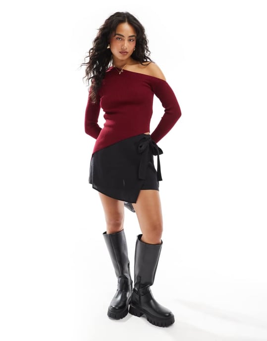 ASOS DESIGN knytbak mjuk touch wrap skorts i svart - Image 4
