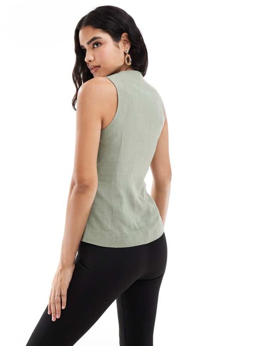 ASOS DESIGN högkrage väst i khaki - Image 4