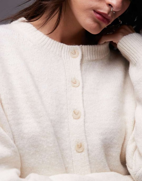Topshop stickad ultimat micro cardigan i elfenben - Image 3