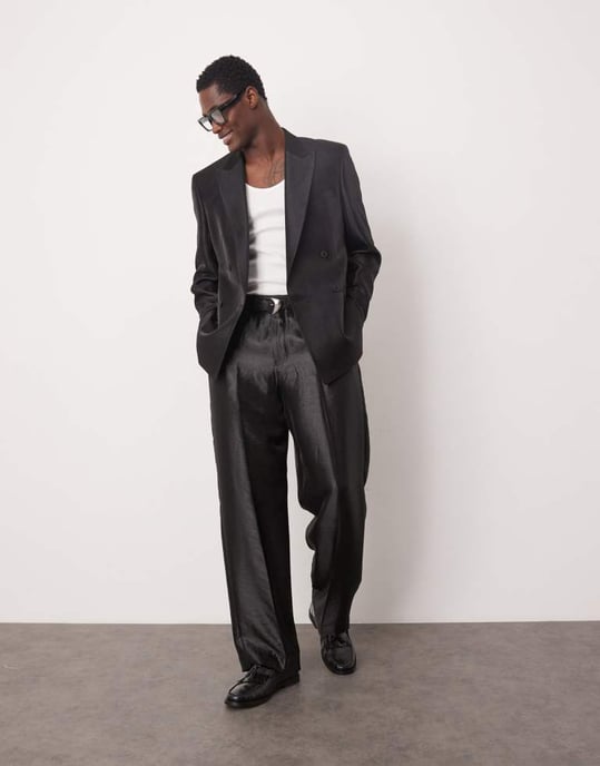 ASOS DESIGN vanlig dubbelknäppt kostymjacka i svart metallisk satin - Image 3